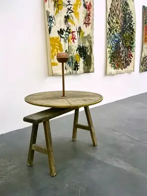 《“非表达绘画”及转盘》黄永砅