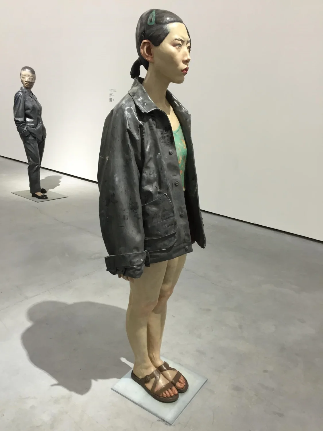 《长腿的处女》作品高清图